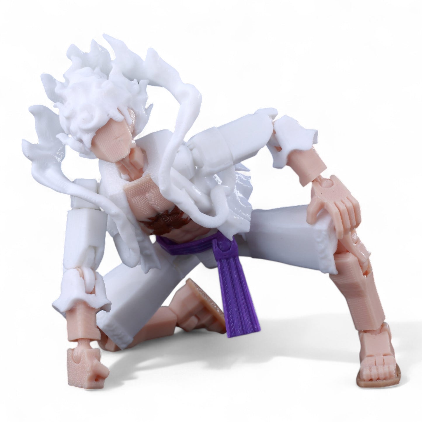 Dynamic action pose of Titan13-style Nika Luffy figure – 13 cm scale