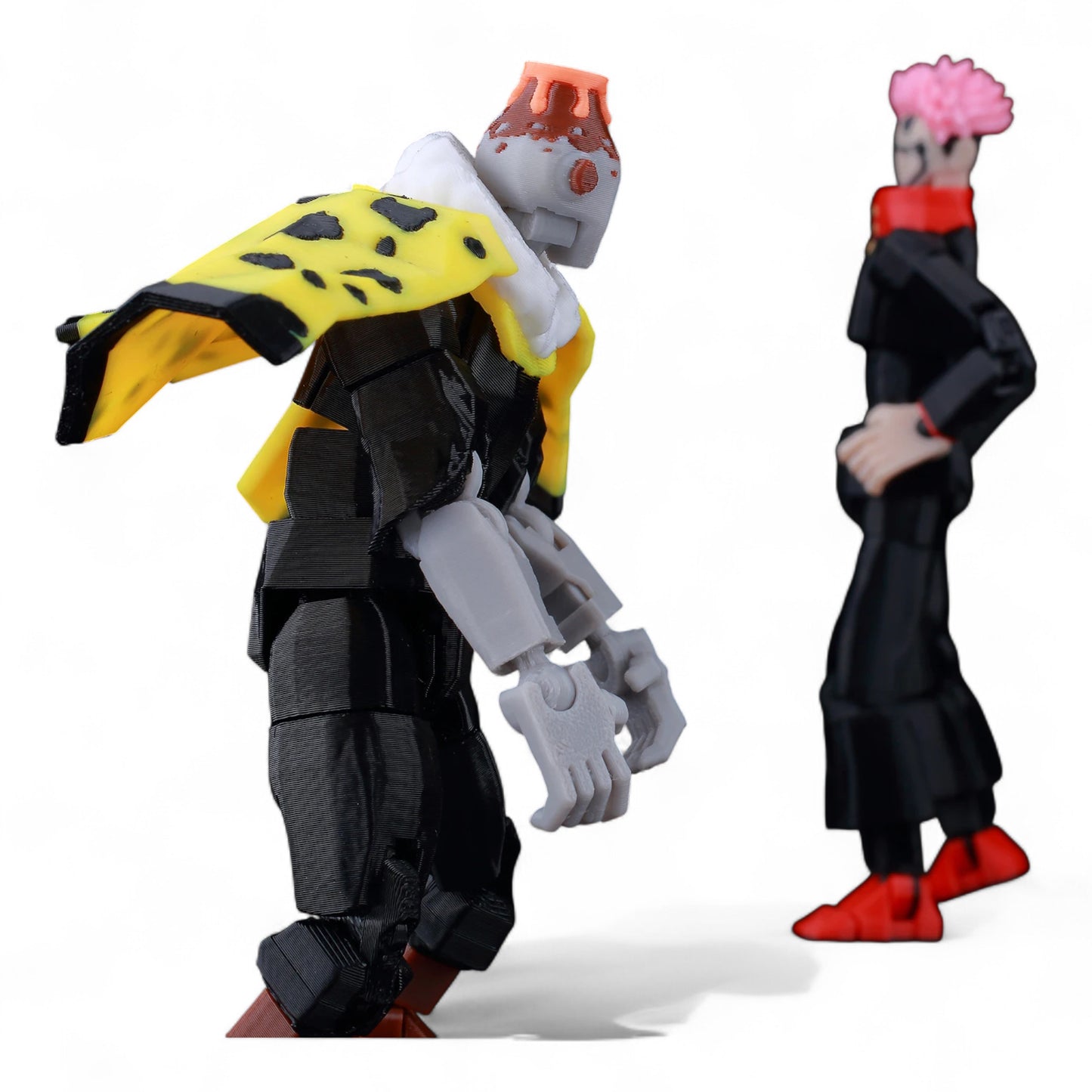 Dynamic battle pose of Jogo Titan13-style figure